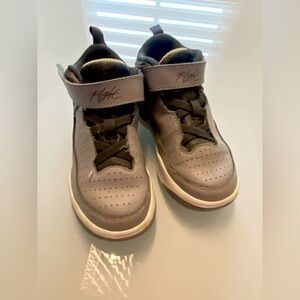Nike Jordan Kids Gray Sneakers